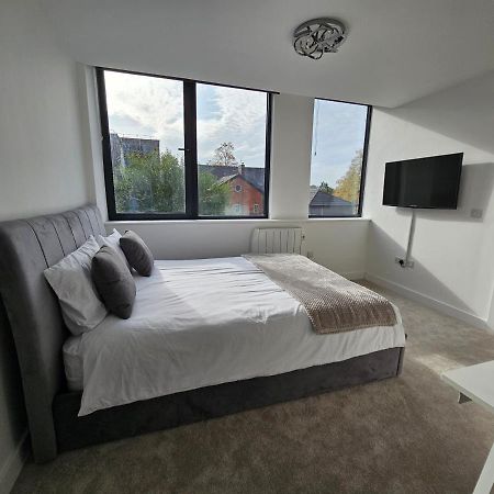 Brand New Trafford Apartment Μάντσεστερ Εξωτερικό φωτογραφία