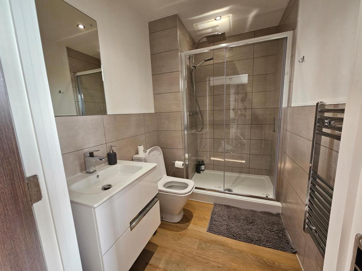 Brand New Trafford Apartment Μάντσεστερ Εξωτερικό φωτογραφία