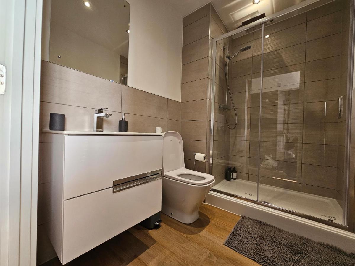 Brand New Trafford Apartment Μάντσεστερ Εξωτερικό φωτογραφία