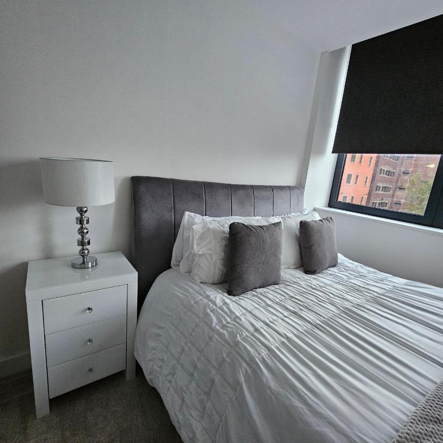 Brand New Trafford Apartment Μάντσεστερ Εξωτερικό φωτογραφία
