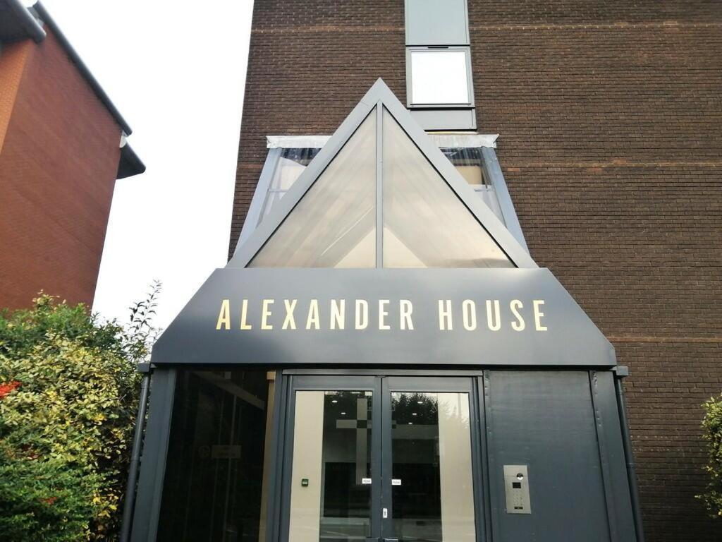 Brand New Trafford Apartment Μάντσεστερ Εξωτερικό φωτογραφία